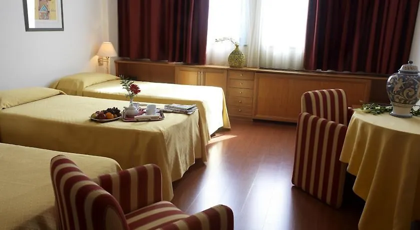 Hotel Perusia Perugia 4*,  Italia