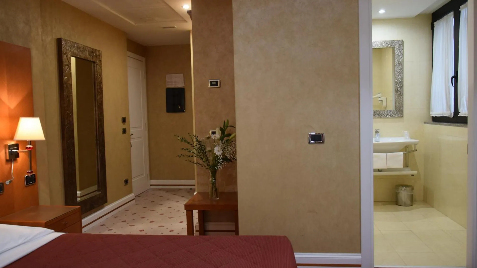 Hotel Perusia Perugia 4*,  Italia